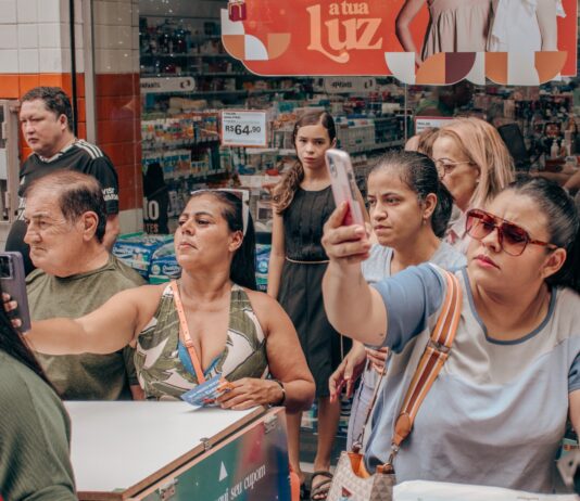 CONFIRA OS NOMES! CDL realiza sorteio da campanha Natal Premiado 2024 no Calçadão da Cardoso Vieira