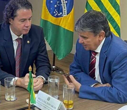 Ministro Wellington Dias se compromete com Veneziano a recompor os valores pagos aos produtores de leite de cabra da Paraíba