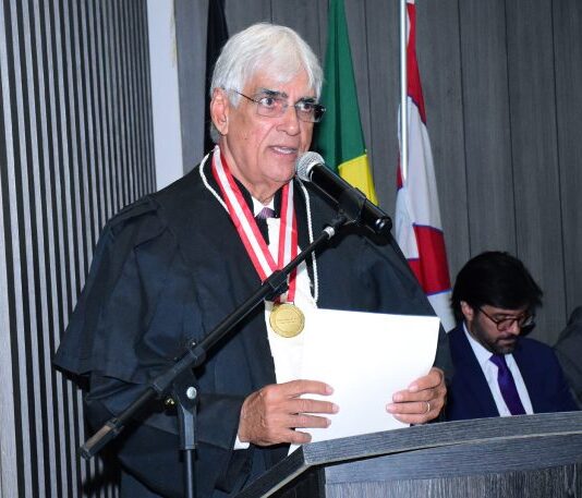 Horácio Melo toma posse como novo desembargador do TJPB