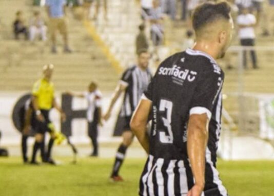 Treze vence Esporte de Patos na estreia de técnico e entra no G-4