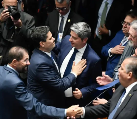 Davi Alcolumbre é eleito presidente do Senado com ampla maioria. Senador do União Brasil recebeu 73 do total de 81 votos