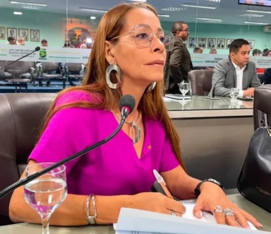 Vereadora Aninha Cardoso é eleita para Comissão Permanente de Finanças, Orçamento, Fiscalização Financeira e Controle da CMCG. A votação aconteceu nesta quarta-feira (05)