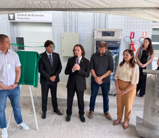 HU Lauro Wanderley inaugura Central de Enxovais e entrega equipamentos com recursos de Veneziano: “amigo da UFPB e patrono dos HUs”, diz reitora