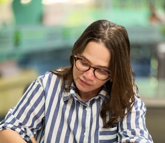 Vereadora Ivonete Ludgério apresenta pacote de requerimentos na CMCG