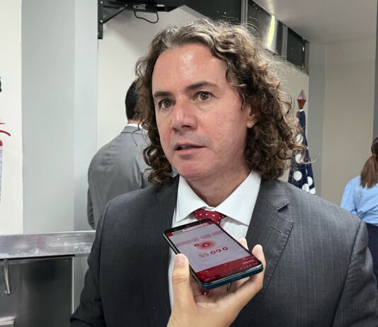 Veneziano anuncia habilitação de novas equipes de Saúde da Família e Saúde Bucal e ampliação de mais serviços de saúde para Campina Grande