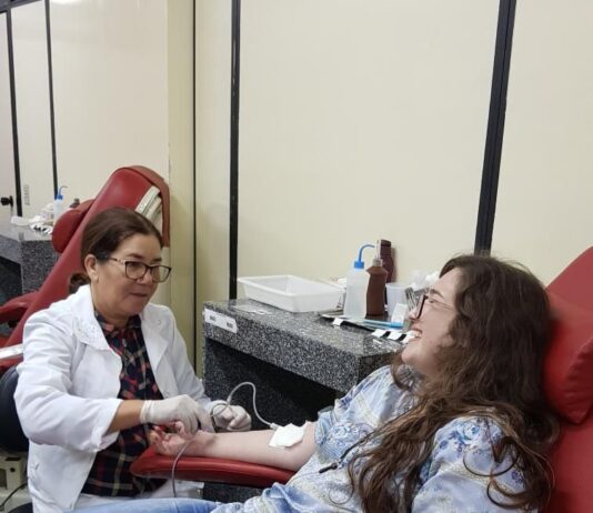 Vereadora Pâmela Vital incentiva doação de sangue, solicitando concessão de passe livre para doadores em dias de coleta