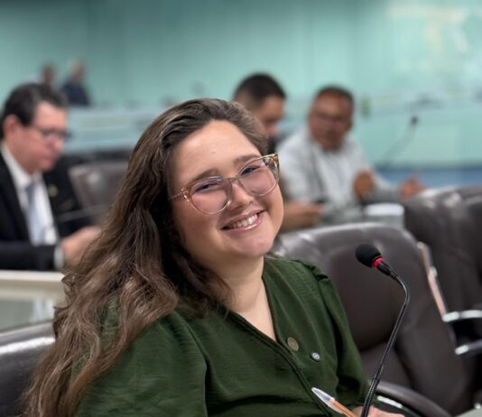 Vereadora Pâmela Vital propõe extensão no horário das creches, cumprindo projeto da campanha pensado para as mães campinenses