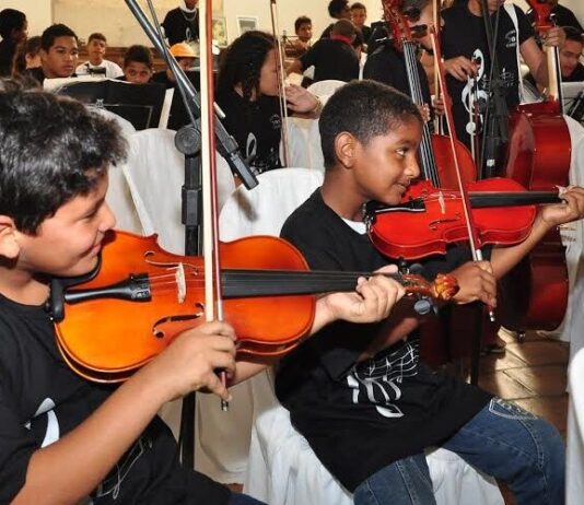 Governo abre matrículas para Programa de Inclusão Social Através da Música e das Artes em 14 municípios