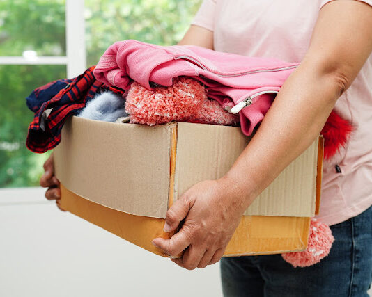 Doação de roupas: Tem Jeito lança campanha que une moda e solidariedade na Paraíba