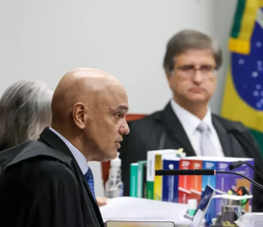 Moraes nega que STF esteja condenando “velhinhas com a bíblia na mão”. Declaração foi dada na análise das questões preliminares