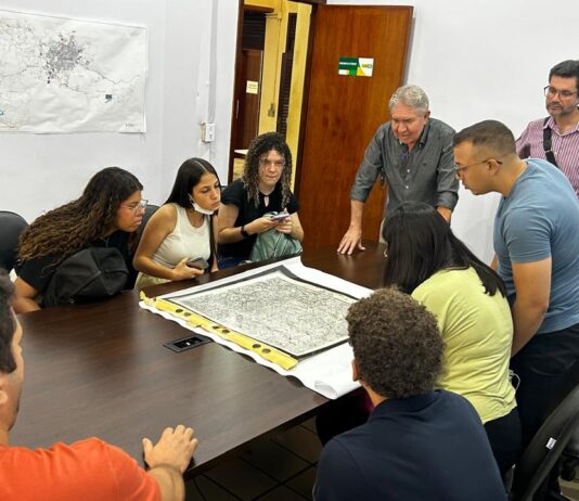 Parceria entre PMCG e Unifacisa inicia digitalização do acervo de projetos da Seplan