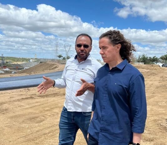 Veneziano inspeciona obra da duplicação da BR 230 em Campina Grande e prevê entrega do 1º viaduto até o meio do ano