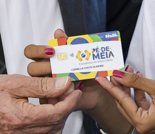Pé-de-Meia: 1ª parcela de 2025 é paga a partir desta segunda-feira. Valor é referente à matrícula