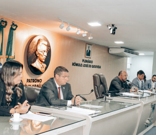 Vereadores discutem problemas na saúde pública e cobram investigação no caso do ISEA