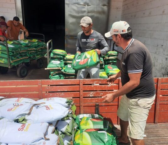 Governo da Paraíba distribui 530 toneladas de sementes em toda a Paraíba