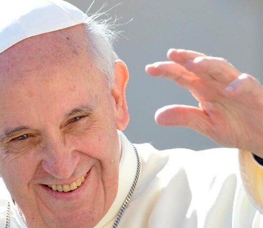 Bruno lamenta a morte do Papa Francisco e ressalta legado dos 12 anos do pontificado do líder latino-americano à frente da Igreja Católica