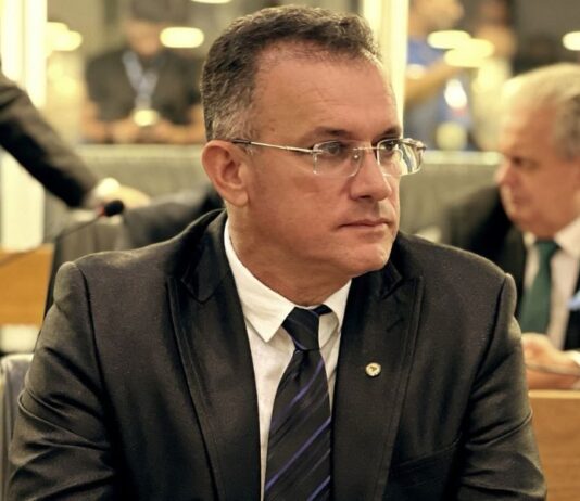 “Projeto sobre limites de Campina e Queimadas atende ao povo e só contraria quem nada faz”, diz Neto