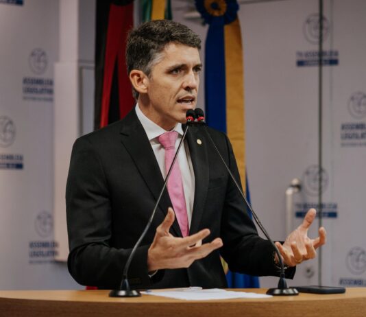 NESTA TERÇA – Tovar pede convocação de secretários para explicar aumento de impostos e falta de Refis para empresas