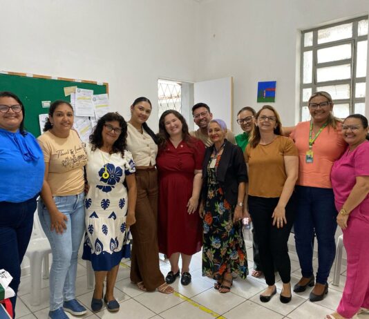 Pâmela Vital participa de reunião com Conselho Tutelar para debater as políticas de cuidado para crianças e jovens