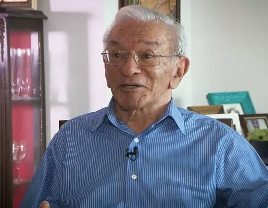 Morre cantor e compositor Antônio Barros, que fazia dupla com Cecéu, aos 95 anos