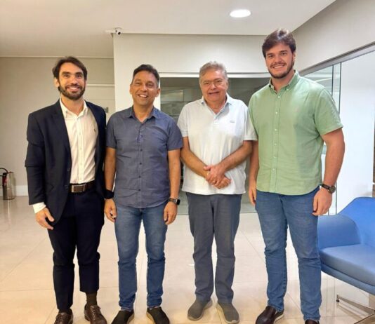 Campina: Bruno e Dalton sentam à mesa para garantir atendimentos no Help