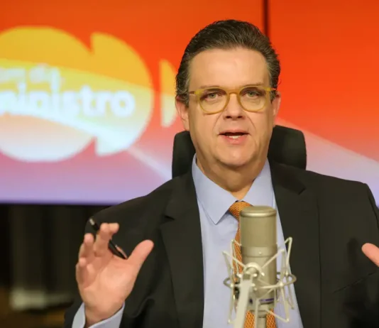 Governo fará busca ativa para alcançar vítimas de fraude no INSS. Veja como será atendimento remoto a quem tem dificuldade de locomoção