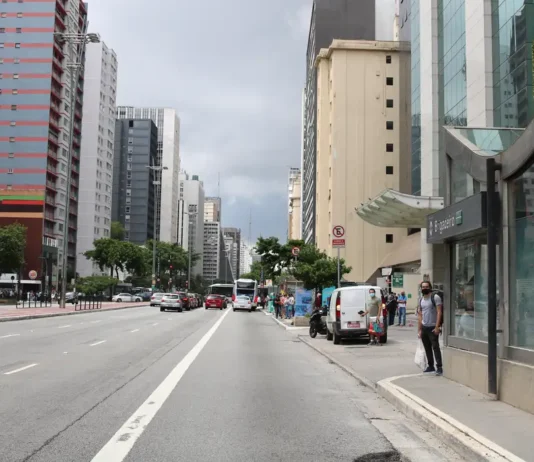 Fim da escala 6×1 e redução de jornada são temas do 1º de Maio em SP. Dia do Trabalhador é celebrado com manifestação de centrais sindicais