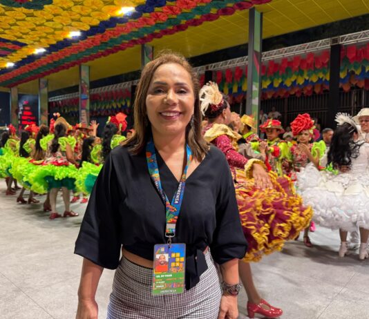 Programação cultural brilha com apresentação das quadrilhas juninas e grupos folclóricos na noite de sexta-feira d’O Maior São João do