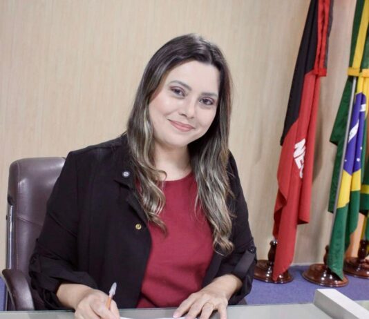 Waléria Assunção consegue aprovação de cinco projetos e reforça compromisso com a causa animal, inovação e bem-estar em Campina Grande