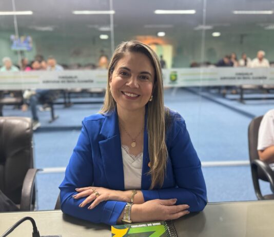 Vereadora Carol Gomes tem mais 11 projetos aprovados na CMCG e reforça compromisso com os cidadãos campinenses