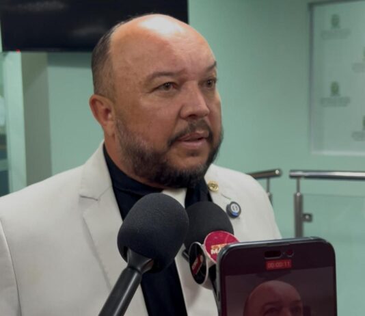 Mesmo a frente da presidência, Saulo Germano se destaca na produção legislativa no 1º semestre