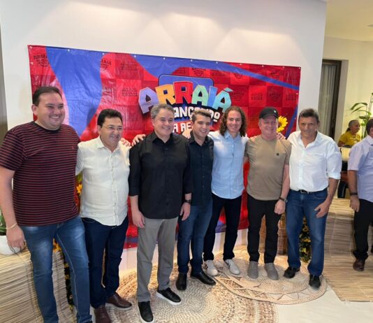 No “Arraiá Balançando a Rede” em São Bento, Veneziano recebe reafirmação de apoios à sua reeleição do prefeito, do vice e de vereadores