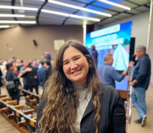 Vereadora Pâmela Vital fez dobradinha nesta sexta-feira, prestigiando a Obra da BR 230 e celebrando o início das obras do VLT ao lado do Senador Veneziano