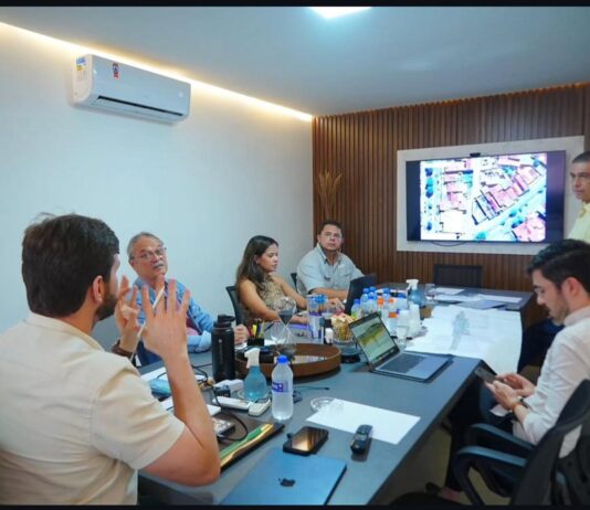 Prefeito Bruno se reúne com equipe técnica para alinhar início das obras do VLT em Campina