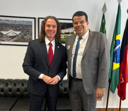 Veneziano garante apoio ao Crescer 2026 – Encontro Nacional da Família Católica, realizado em Campina Grande