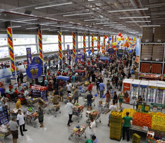 Assaí realiza ação inédita com descontos especiais nas lojas da Paraíba