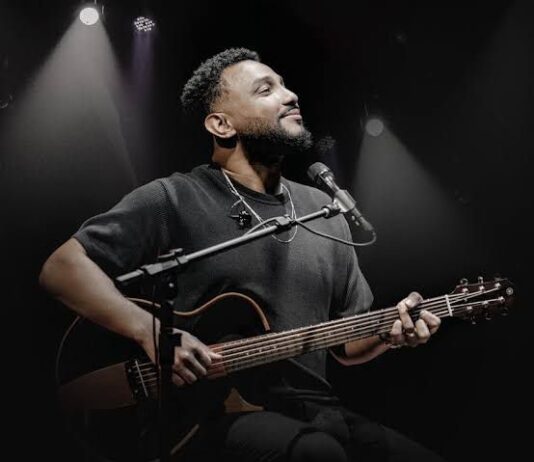 Campina Grande recebe Eli Soares com a turnê “NÓS” no Teatro Facisa