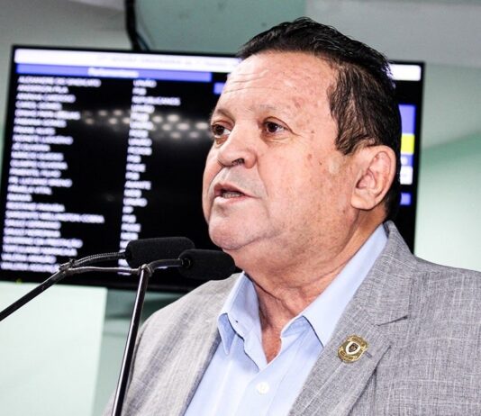 Olimpio faz forte defesa da sua luta e da ONG SOS Animais em favor da lei contra as carroças de burro