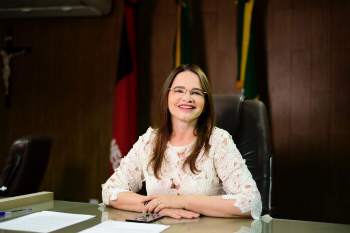 6479ec38-e1a8-446f-a0c9-da6f6f75ebb1