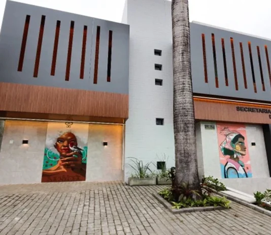 Secult e Furne firmaram intercâmbio cultural para expor obras do MAAC no Palácio da Redenção