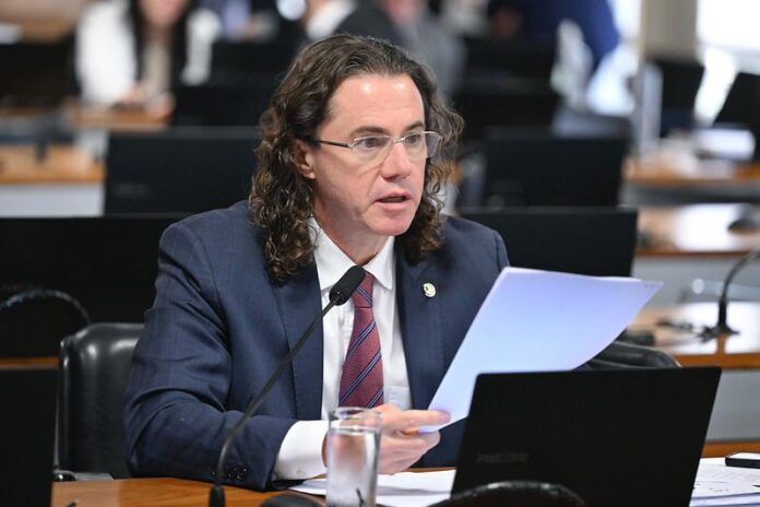 2d1c90dc-a592-4175-8e96-9ad93c6a95c8