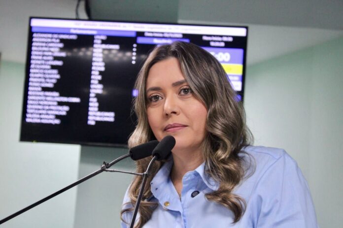 40a104d8-50fd-4e1d-99c4-ef18f73e2e54