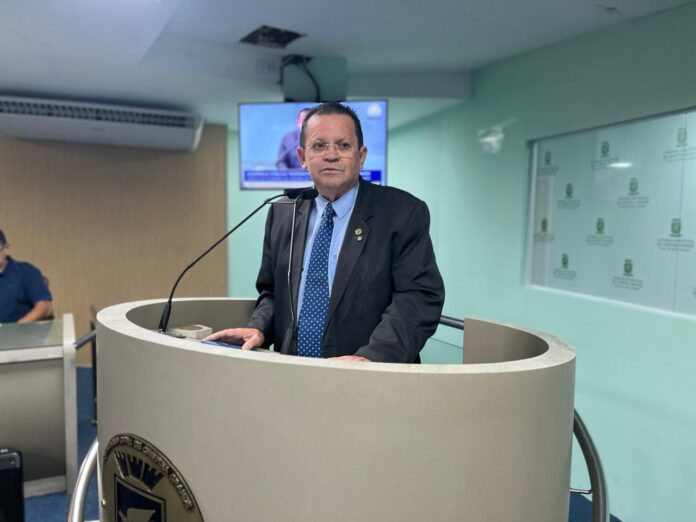 114ee450-d1b3-4c98-9c10-f1af0d1ab25a