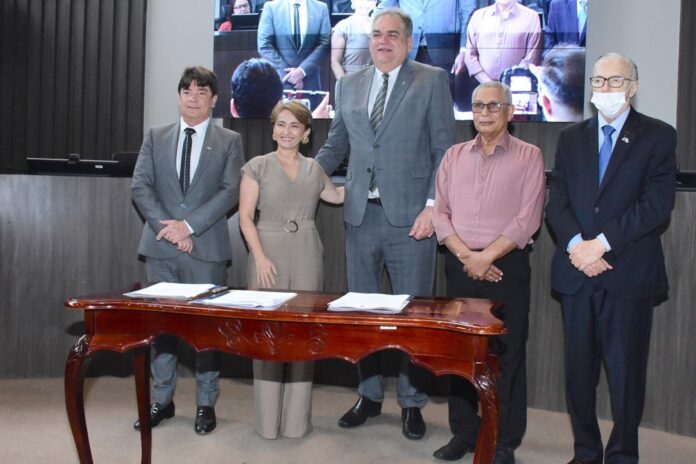 20251219102339_ed759220c00f33a091420104351970c0