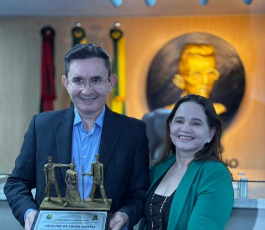 Sessão solene concede título de Cidadão Campinense ao Dr. Jocelino de Sousa Dantas, proposta pela vereadora Ivonete Ludgério