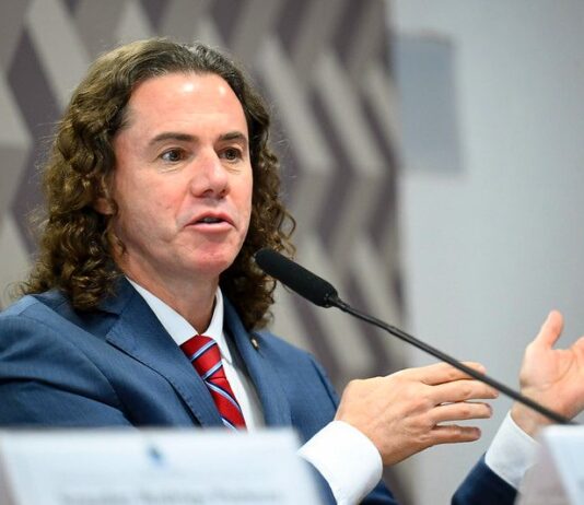 Em Campina Grande, Ministro da Educação enaltece maior obra da história da UFCG, articulada por Veneziano