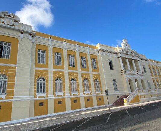 João Azevêdo lamenta morte do vereador Edmilson Soares