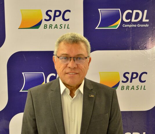 Eliézio Bezerra é reconduzido à presidência da CDL-CG para o triênio 2026-2028