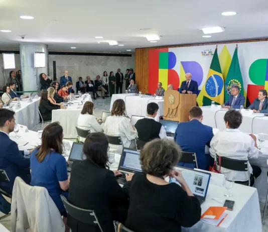 Lula afirma que vai vetar PL da Dosimetria. Declaração foi dada em entrevista coletiva no Palácio do Planalto