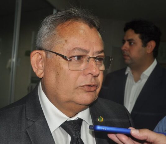 Vereador Pimentel Filho cobra soluções para a saúde pública de Campina Grande